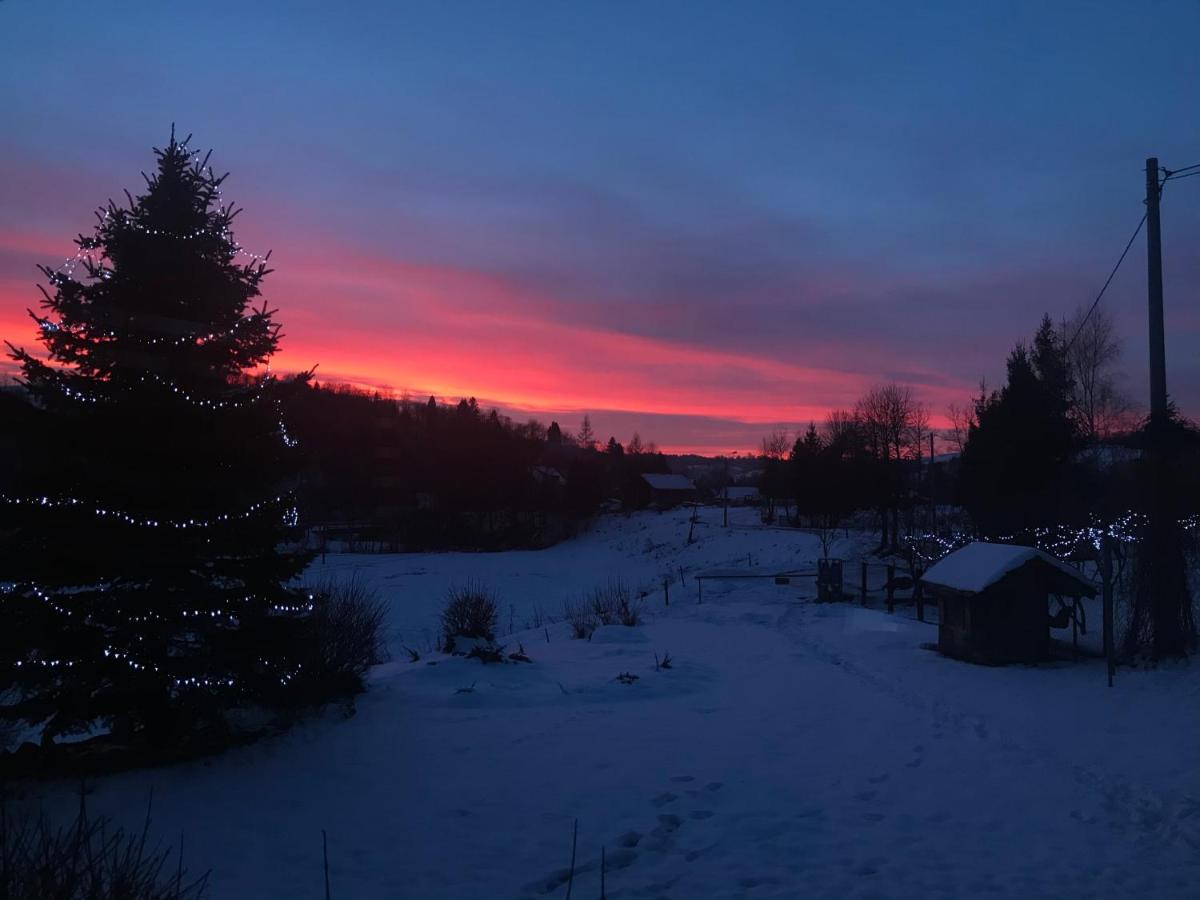 Noclegi Nad Potokiem Czarna  Kültér fotó